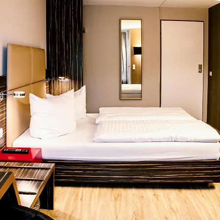 Arkade Am Theater Hotel